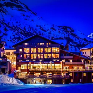 Hotel Alpenfriede ****