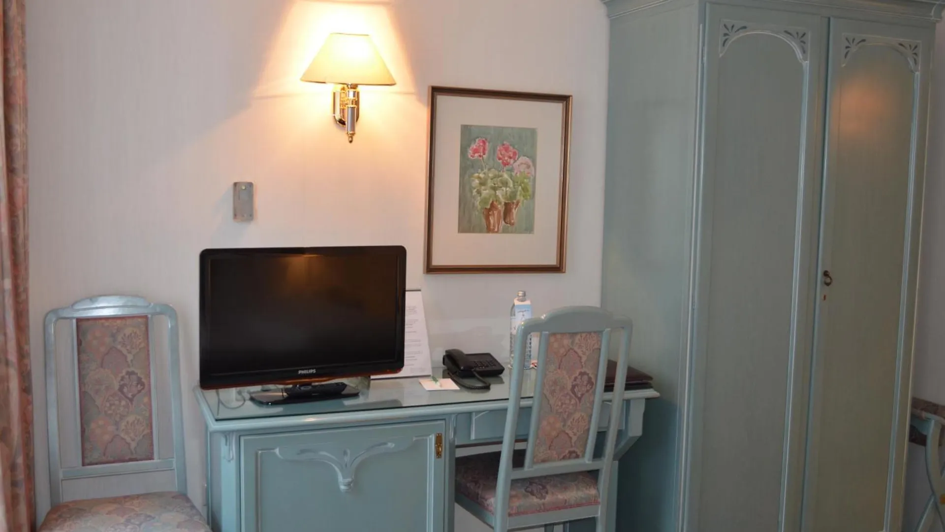****  Hotel Jaeger - Family Tradition Since 1911 Vienna Austria