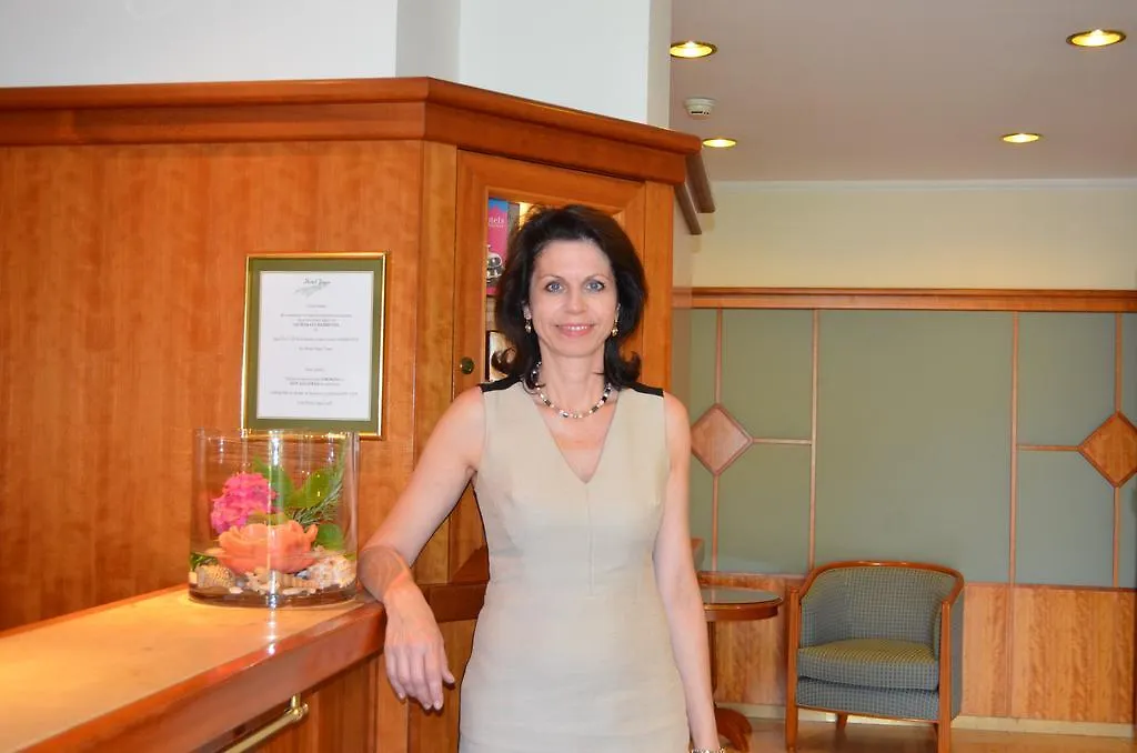 Hotel Jaeger - Family Tradition Since 1911 Vienna Austria