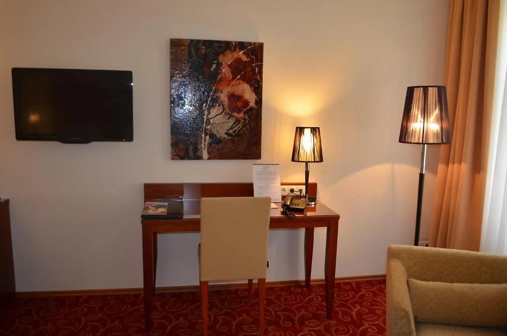 Hotel Jaeger - Family Tradition Since 1911 Vienna