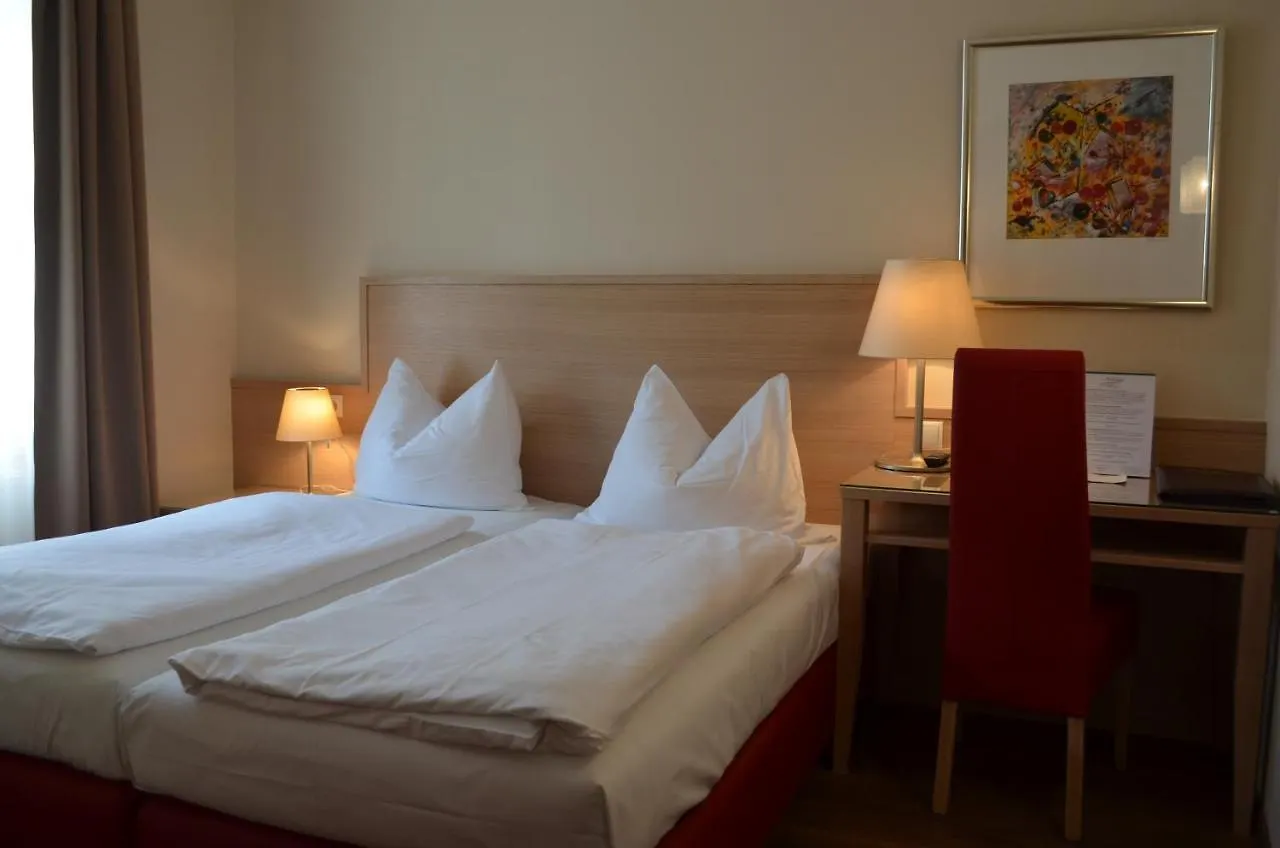 Hotel Jaeger - Family Tradition Since 1911 Vienna