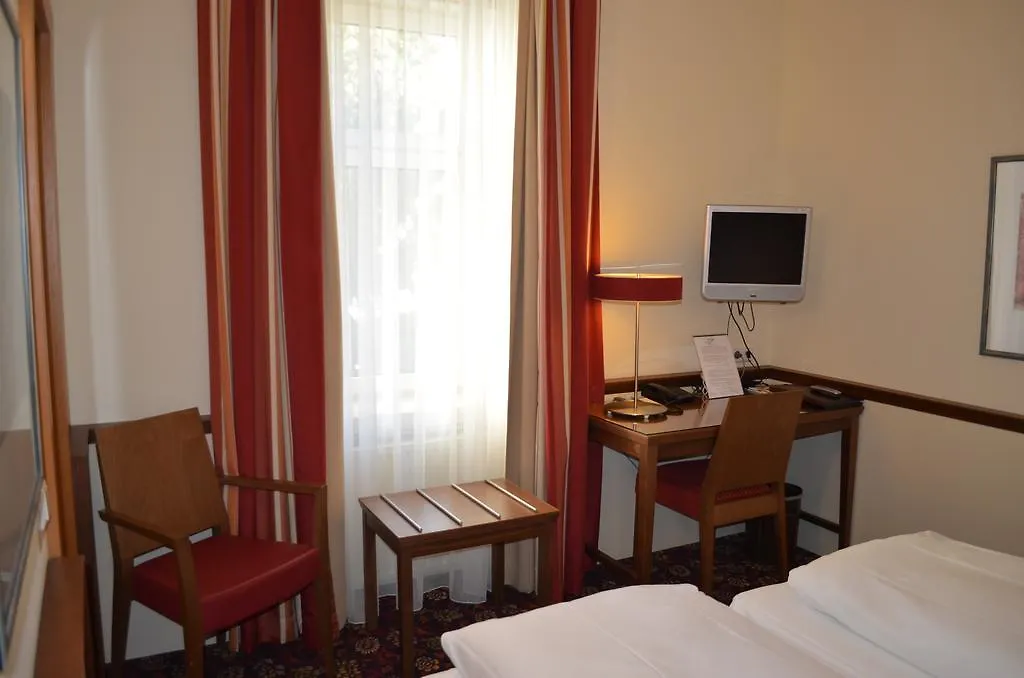 Hotel Jaeger - Family Tradition Since 1911 Vienna